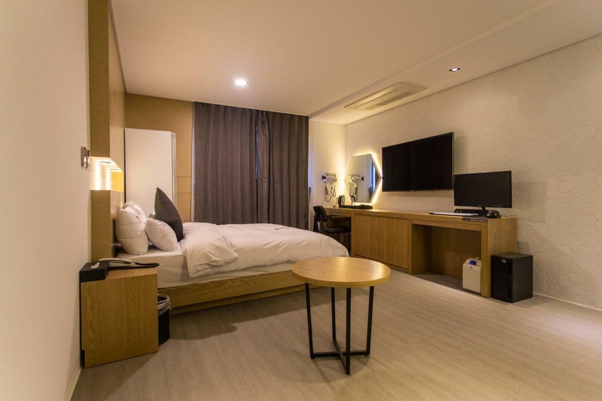 The City Hotel Jeonju Dış mekan fotoğraf