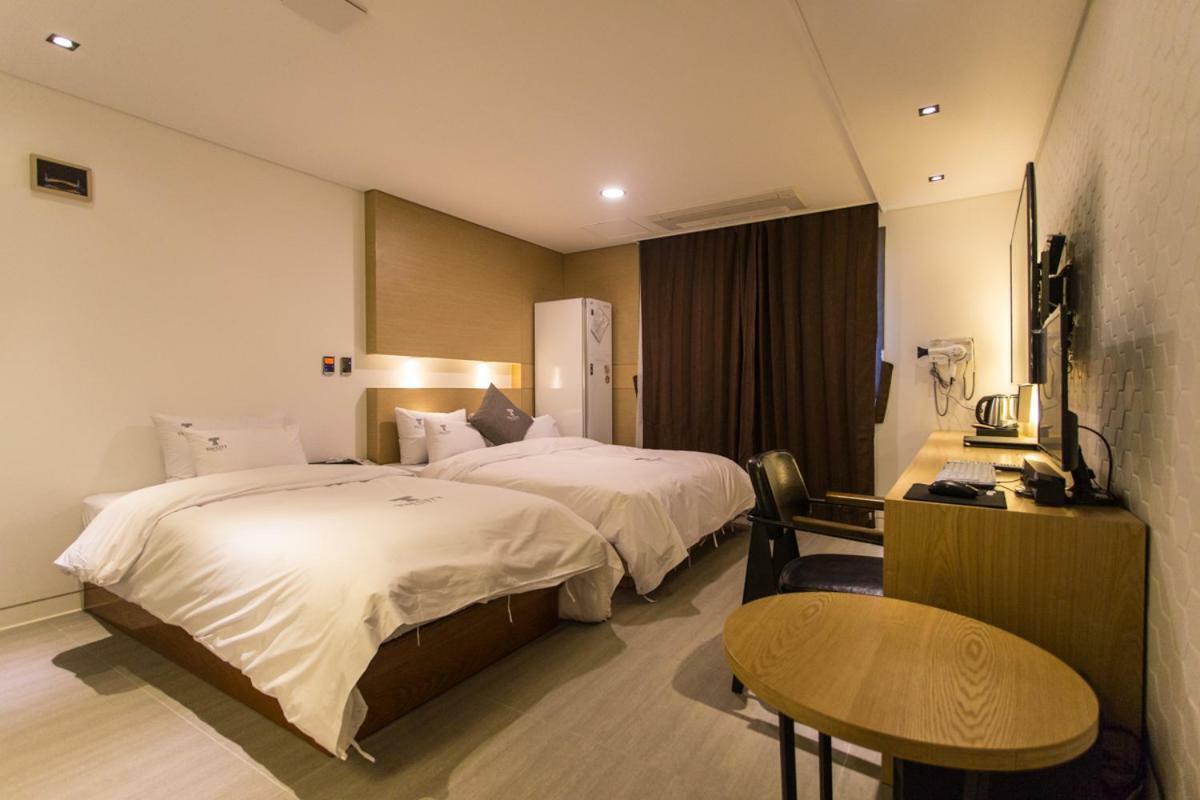 The City Hotel Jeonju Dış mekan fotoğraf